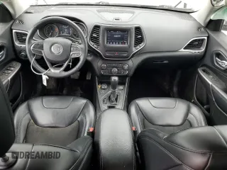 2019 Jeep Cherokee Latitude Plus with VIN 1C4PJMLB2KD169934, listed as a Copart auction lot 57332795 with 110,549 mi miles and Salvage title. Bid and sale history available at DreamBid. Image 8.