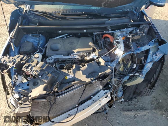2022 Toyota RAV4 Hybrid SE with VIN 4T3T6RFV3NU070288, listed as a Copart auction lot 77693494 with 32,497 mi miles and Non repairable. Bid and sale history available at DreamBid. Image 13.