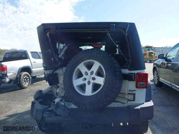 2017 Jeep Wrangler Unlimited Sport with VIN 1C4BJWDG6HL586200, listed as a IAAI auction lot 41723891 with 125,291 mi miles. Bid and sale history available at carsss.com. Image 16.
