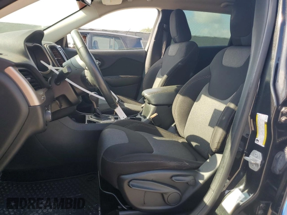2015 Jeep Cherokee Sport with VIN 1C4PJLAB2FW517187, listed as a Copart auction lot 53252985 with 118,098 mi miles and Salvage Title. Bid and sale history available at carsss.com. Image 7.