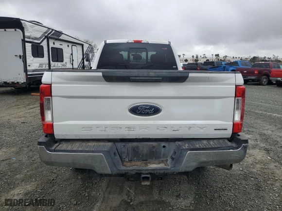 2017 Ford Super Duty F-250 SRW XLT with VIN 1FT7X2A60HED53071, listed as a Copart auction lot 42535975 with 132,353 mi miles and Clean Title. Bid and sale history available at carsss.com. Image 6.