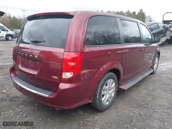 2018 Dodge Grand Caravan SE with VIN 2C4RDGBG2JR337890, listed as a IAAI auction lot 41967253 with 117,564 mi miles. Bid and sale history available at carsss.com. Image 4.