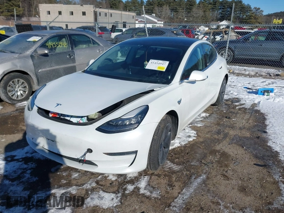 2019 Tesla Model 3 Long Range with VIN 5YJ3E1EBXKF452900, listed as a IAAI auction lot 41454947 with 93,277 mi miles. Bid and sale history available at carsss.com. Image 17.