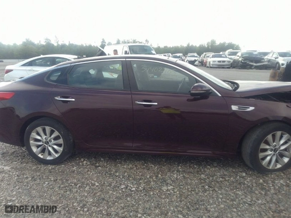 2018 Kia Optima EX with VIN 5XXGU4L30JG215412, listed as a IAAI auction lot 37402705 with 99,524 mi miles. Bid and sale history available at carsss.com. Image 13.