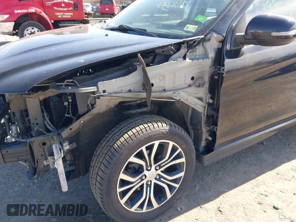 2018 Mitsubishi Outlander Sport SE 2.4 with VIN JA4AR3AW4JU012414, listed as a IAAI auction lot 41720683 with 99,388 mi miles. Bid and sale history available at carsss.com. Image 6.