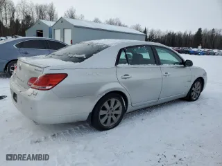 2005 Toyota Avalon XL with VIN 4T1BK36B65U039992, listed as a Copart auction lot 88887475 with 204,143 mi miles and Clean Title. Bid and sale history available at carsss.com. Image 3.