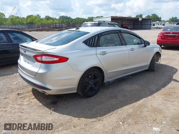 2016 Ford Fusion S with VIN 3FA6P0G75GR323372, listed as a IAAI auction lot 42816340 with 134,684 mi miles and . Bid and sale history available at DreamBid. Image 4.