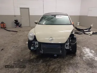 2019 Volkswagen Beetle S with VIN 3VWFD7ATXKM705322, listed as a IAAI auction lot 41409600 with 97,479 mi miles. Bid and sale history available at carsss.com. Image 13.