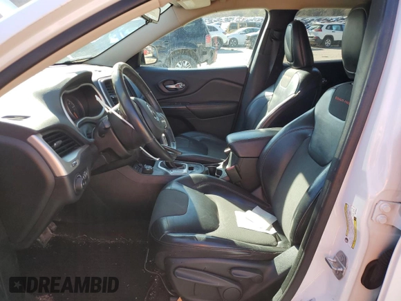 2016 Jeep Cherokee Trailhawk с VIN 1C4PJMBB2GW176413, выставлен на аукционе Copart как лот 48121595 с пробегом 120 715 миль миль и Списание • Salvage title. История ставок и продаж доступна на DreamBid. Изображение 7.