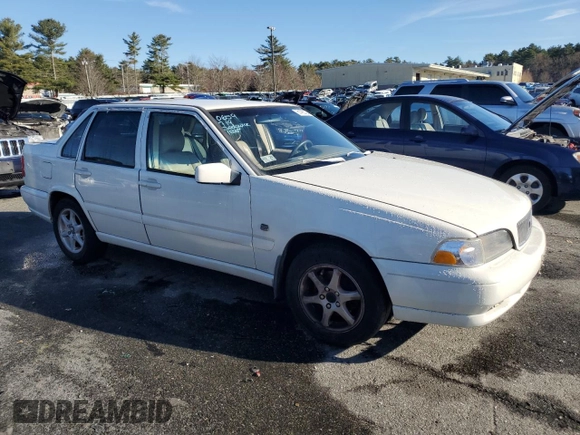1999 Volvo S70 with VIN YV1LS55A2X1570828, listed as a Copart auction lot 81465794 with 125,751 mi miles and Non Repairable. Bid and sale history available at DreamBid. Image 4.