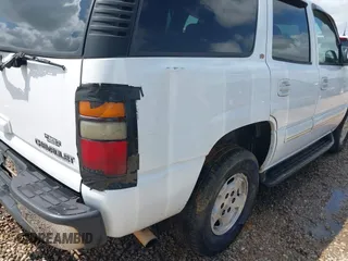2004 Chevrolet Tahoe LT with VIN 1GNEC13ZX4R127036, listed as a IAAI auction lot 42484115 with 290,351 mi miles and . Bid and sale history available at DreamBid. Image 6.