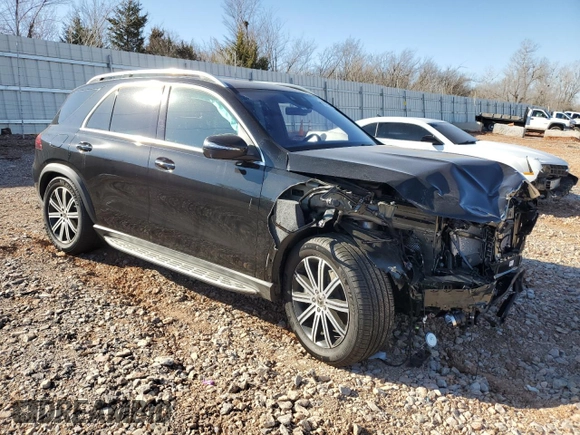 2025 Mercedes-Benz GLE 450 with VIN 4JGFB5KB8SB336062, listed as a Copart auction lot 42207995 with 3,674 mi miles and Salvage title. Bid and sale history available at DreamBid. Image 4.