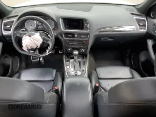 2014 Audi SQ5 Premium Plus z VIN WA1CGAFP6EA112249, wystawiony jako Copart lot #56583755 z przebiegiem 120 674 mil mil oraz Szkoda całkowita • Salvage title. Historia ofert i sprzedaży dostępna na DreamBid. Obrazek 8.