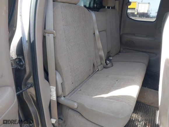 2006 Toyota Tundra SR5 with VIN 5TBBT44106S474541, listed as a IAAI auction lot 41952506 with 240,868 mi miles. Bid and sale history available at carsss.com. Image 8.