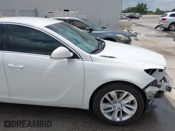 2014 Buick Regal with VIN 2G4GK5EX7E9159120, listed as a IAAI auction lot 42137110 with 188,332 mi miles. Bid and sale history available at carsss.com. Image 19.