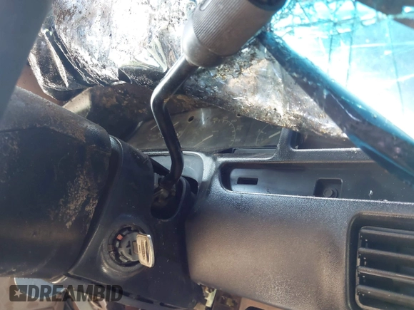 1996 Ford F-250 with VIN 2FTHF26F3TCA56018, listed as a IAAI auction lot 42309337 with Not provided miles and . Bid and sale history available at DreamBid. Image 16.