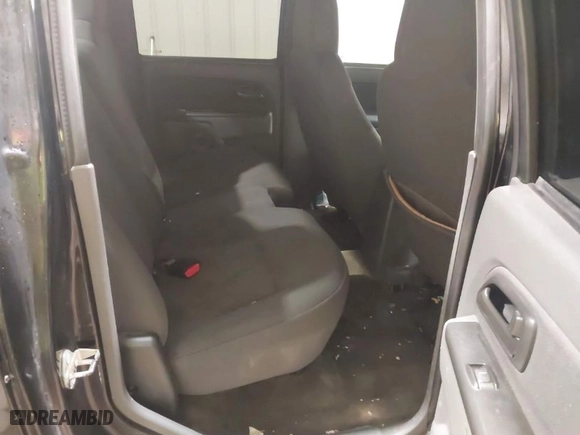 2006 Chevrolet Colorado LT w/2LT with VIN 1GCDT136568246034, listed as a IAAI auction lot 40859217 with 156,795 mi miles. Bid and sale history available at carsss.com. Image 8.