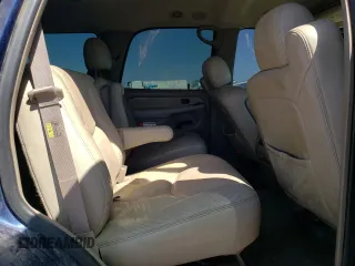 2003 GMC Yukon SLT z VIN 1GKEK13Z53J325679, wystawiony jako Copart lot #52260985 z przebiegiem 320 061 mil mil oraz Czysty tytuł • Clean title. Historia ofert i sprzedaży dostępna na DreamBid. Obrazek 10.