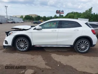 2019 Mercedes-Benz GLA 250 z VIN WDCTG4EB5KU015478, wystawiony jako IAAI lot #41488368 z przebiegiem Nie podano mil oraz . Historia ofert i sprzedaży dostępna na DreamBid. Obrazek 14.