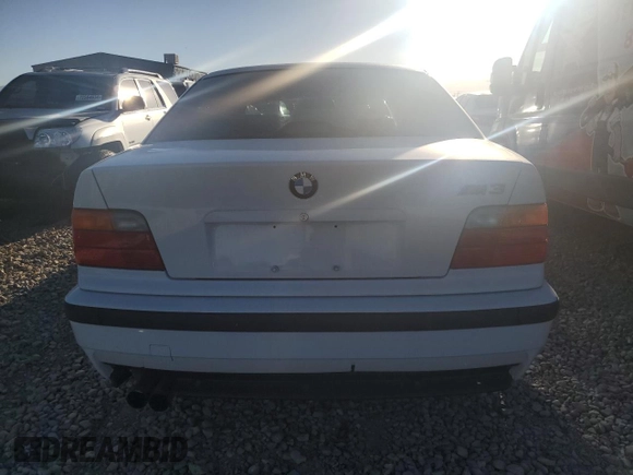 1997 BMW M3 with VIN WBSCD032XVEE11393, listed as a Copart auction lot 72560804 with 195,456 mi miles and Salvage title. Bid and sale history available at DreamBid. Image 6.