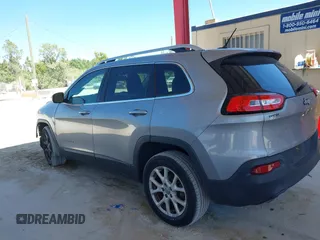 2015 Jeep Cherokee Latitude with VIN 1C4PJLCB1FW770806, listed as a IAAI auction lot 41887226 with 71,268 mi miles and . Bid and sale history available at DreamBid. Image 14.