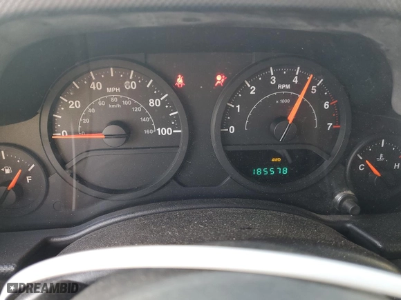 2009 Jeep Wrangler Unlimited X with VIN 1J4GA39159L707870, listed as a Copart auction lot 48561765 with 185,578 mi miles and Non Repairable. Bid and sale history available at carsss.com. Image 9.