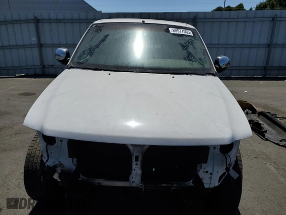 2000 Ford F-150 XL with VIN 1FTRX17W9YKA49152, listed as a Copart auction lot 60577505 with Not provided miles and Salvage title. Bid and sale history available at DreamBid. Image 5.