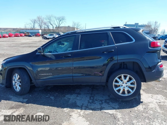 2017 Jeep Cherokee Limited with VIN 1C4PJMDBXHW636173, listed as a IAAI auction lot 41839296 with 92,468 mi miles and . Bid and sale history available at DreamBid. Image 14.