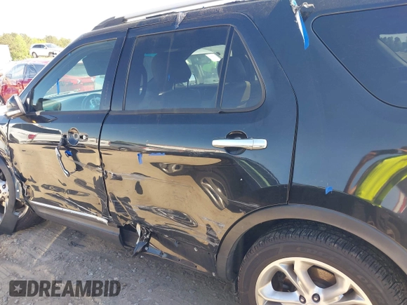 2015 Ford Explorer Limited z VIN 1FM5K8F89FGC02648, wystawiony jako IAAI lot #42050010 z przebiegiem 116 079 mil mil oraz . Historia ofert i sprzedaży dostępna na DreamBid. Obrazek 12.