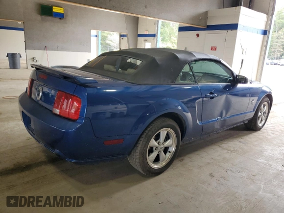2009 Ford Mustang GT with VIN 1ZVHT85H395117933, listed as a Copart auction lot 72219884 with 94,052 mi miles and Salvage title. Bid and sale history available at DreamBid. Image 3.