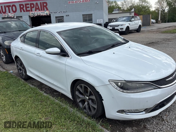 2015 Chrysler 200 C with VIN 1C3CCCCG0FN501601, listed as a Copart auction lot 54541735 with 0 mi miles and Clean Title. Bid and sale history available at carsss.com. Image 1.