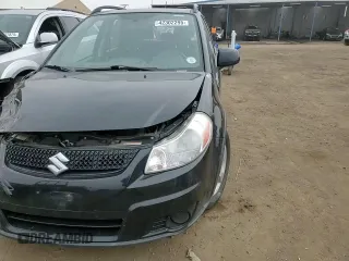 2012 Suzuki SX4 Crossover with VIN JS2YB5A36C6303133, listed as a Copart auction lot 42302295 with 120,711 mi miles and Salvage Title. Bid and sale history available at carsss.com. Image 10.