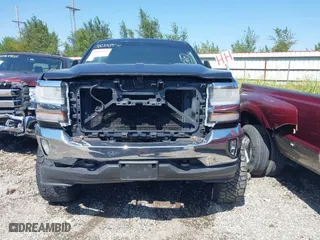 2016 Chevrolet Silverado 1500 LT with VIN 3GCUKREC3GG231290, listed as a IAAI auction lot 40113464 with 160,109 mi miles. Bid and sale history available at carsss.com. Image 12.