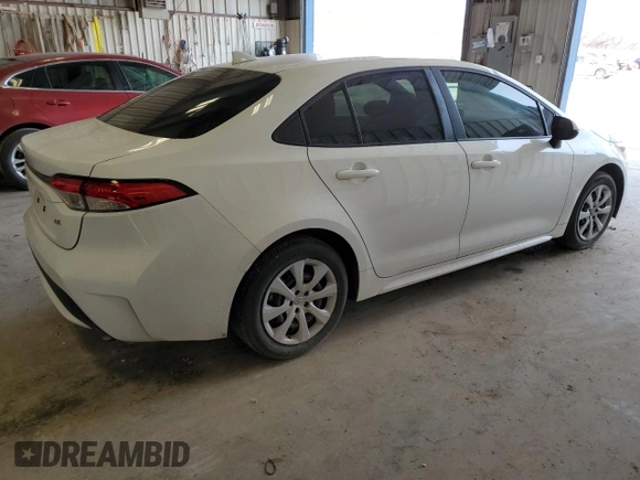 2022 Toyota Corolla LE with VIN 5YFEPMAE1NP390199, listed as a Copart auction lot 47470725 with 24,746 mi miles and Clean Title. Bid and sale history available at carsss.com. Image 3.