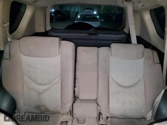 2006 Toyota RAV4 with VIN JTMBK33V165002301, listed as a Copart auction lot 47645385 with 189,702 mi miles and Clean Title. Bid and sale history available at carsss.com. Image 10.