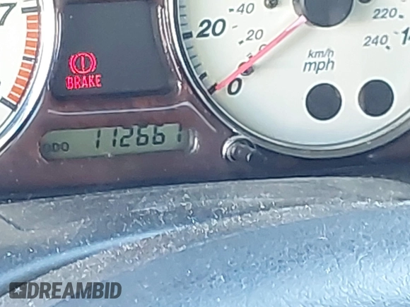 2002 Mazda MX-5 Miata Cloth z VIN JM1NB353920234533, wystawiony jako IAAI lot #41735487 z przebiegiem 112 661 mil mil oraz . Historia ofert i sprzedaży dostępna na DreamBid. Obrazek 15.