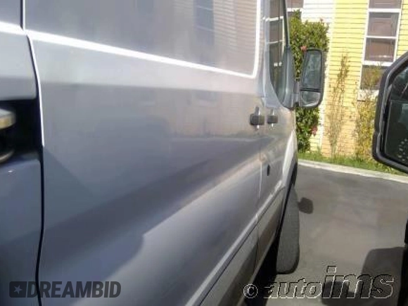 2019 Ford Transit с VIN 1FTYE1CM4KKA82234, выставлен на аукционе IAAI как лот 42545078 с пробегом 125 188 миль миль и . История ставок и продаж доступна на DreamBid. Изображение 4.