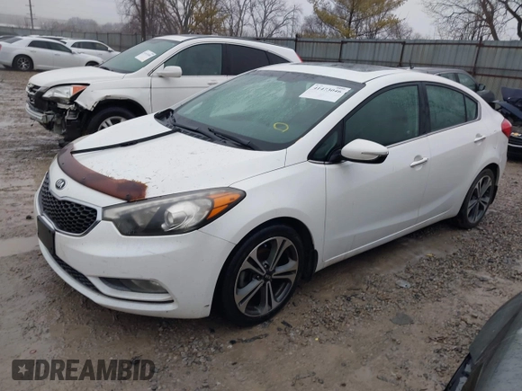 2015 Kia Forte EX with VIN KNAFZ4A86F5300520, listed as a IAAI auction lot 41473046 with 214,971 mi miles. Bid and sale history available at carsss.com. Image 2.