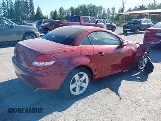 2006 Mercedes-Benz SLK 280 с VIN WDBWK54F26F095570, выставлен на аукционе IAAI как лот 42463087 с пробегом 121 080 миль миль и . История ставок и продаж доступна на DreamBid. Изображение 4.