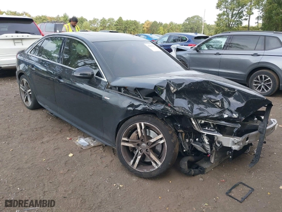 2018 Audi A4 Premium Plus with VIN WAUENAF46JN016261, listed as a IAAI auction lot 40404223 with 51,874 mi miles. Bid and sale history available at carsss.com. Image 1.