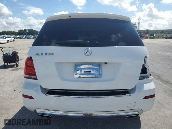 2015 Mercedes-Benz GLK 350 with VIN WDCGG5HB4FG429911, listed as a Copart auction lot 69937924 with 121,214 mi miles and Salvage Title. Bid and sale history available at DreamBid. Image 6.