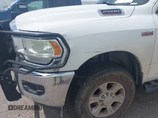 2019 Ram 2500 Big Horn with VIN 3C6UR5JJ6KG598077, listed as a IAAI auction lot 41852866 with 139,291 mi miles. Bid and sale history available at carsss.com. Image 6.