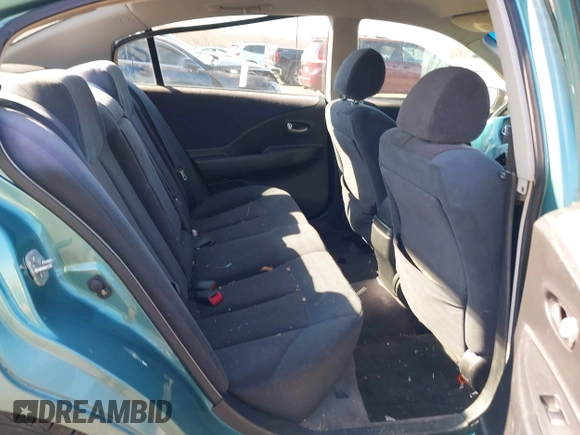 2002 Nissan Altima S with VIN 1N4AL11D92C152451, listed as a IAAI auction lot 41628699 with 143,184 mi miles. Bid and sale history available at carsss.com. Image 8.