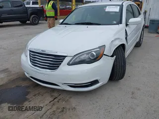 2014 Chrysler 200 Touring with VIN 1C3CCBBBXEN194954, listed as a IAAI auction lot 41939441 with 157,991 mi miles. Bid and sale history available at carsss.com. Image 6.