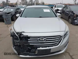 2016 Hyundai Sonata SE with VIN 5NPE24AF4GH376207, listed as a IAAI auction lot 42140797 with 133,138 mi miles and . Bid and sale history available at DreamBid. Image 12.