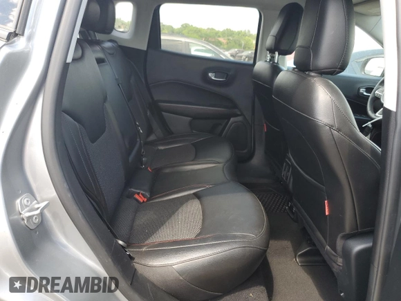 2021 Jeep Compass Trailhawk z VIN 3C4NJDDB1MT529228, wystawiony jako Copart lot #60490744 z przebiegiem 64 949 mil mil oraz Szkoda całkowita • Salvage title. Historia ofert i sprzedaży dostępna na DreamBid. Obrazek 10.