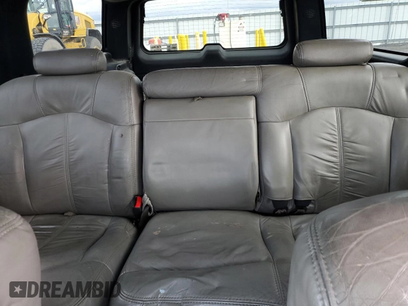 2002 Chevrolet Suburban LT with VIN 1GNFK16Z62J263226, listed as a Copart auction lot 75667944 with 0 mi miles and Salvage Title. Bid and sale history available at carsss.com. Image 10.