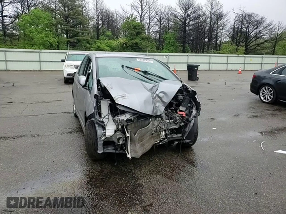 2010 Honda Fit Sport with VIN JHMGE8H40AC017384, listed as a Copart auction lot 58226445 with 138,453 mi miles and Salvage title. Bid and sale history available at DreamBid. Image 13.