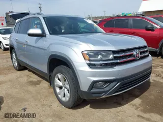 2018 Volkswagen Atlas 3.6L V6 SE with VIN 1V2KR2CA4JC509845, listed as a IAAI auction lot 41817227 with 72,961 mi miles. Bid and sale history available at carsss.com. Image 1.