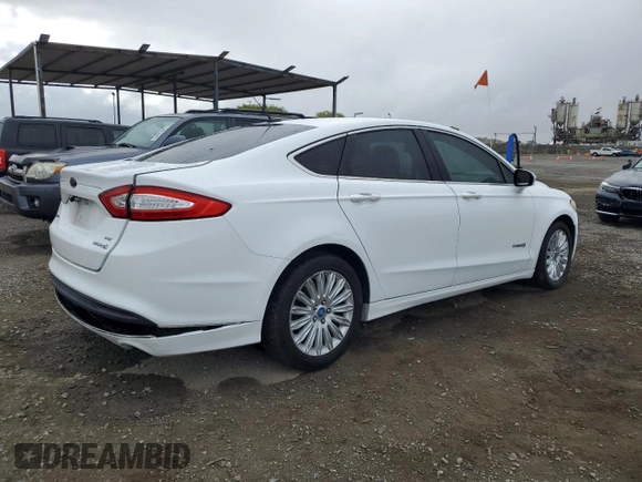 2013 Ford Fusion SE Hybrid with VIN 3FA6P0LU8DR178609, listed as a Copart auction lot 54911025 with 184,795 mi miles and Clean Title. Bid and sale history available at carsss.com. Image 3.